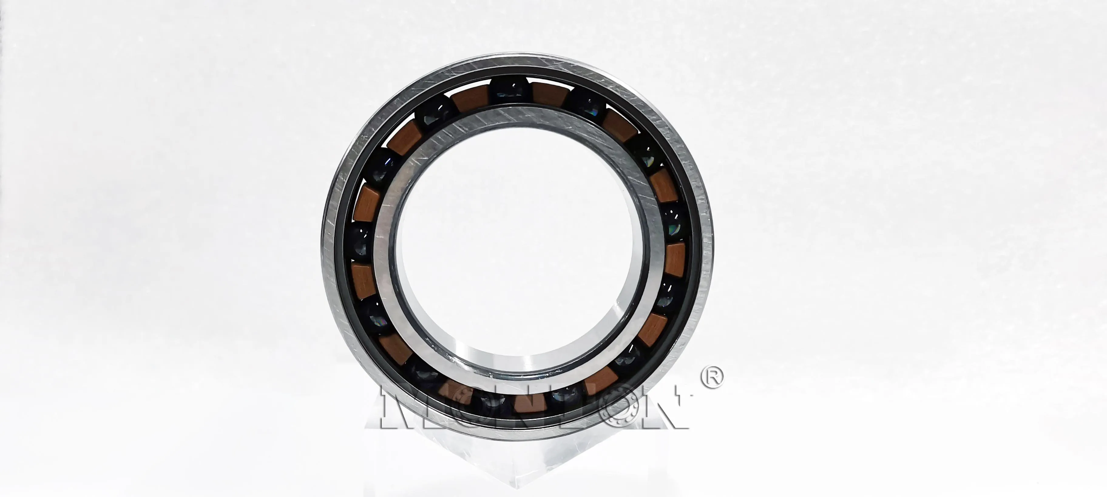  Hybird deep groove ball bearing with Ceramic ball Phenolic resin cage